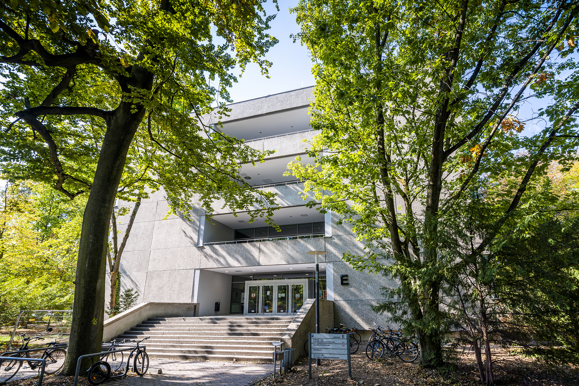 HsKA building among trees HsKA building among trees