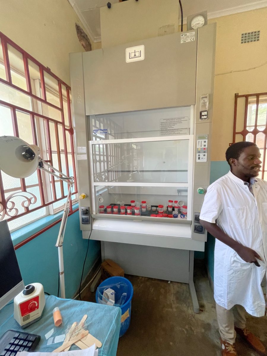 Entwicklung nachhaltiger und energieautonomer Kühlcontainersysteme für afrikanische Krankenhäuser Die SophiA-Container ermöglichen den kontinuierlichen Betrieb von Kühlanlagen für medizinische Produkte wie hier im Mua Mission Hospital in Malawi