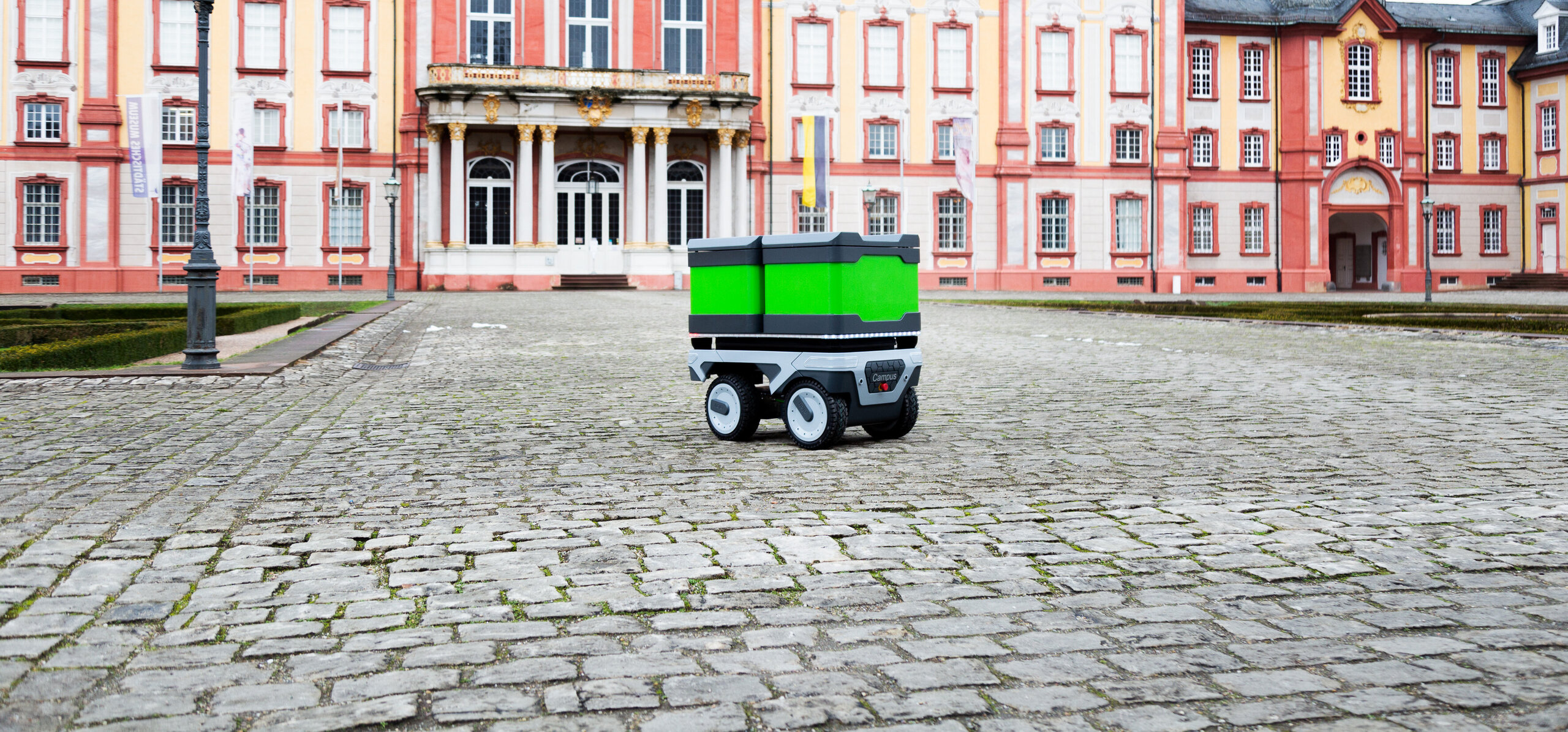 efeuCampus delivery vehicle in Bruchsal, photo: © efeuCampus