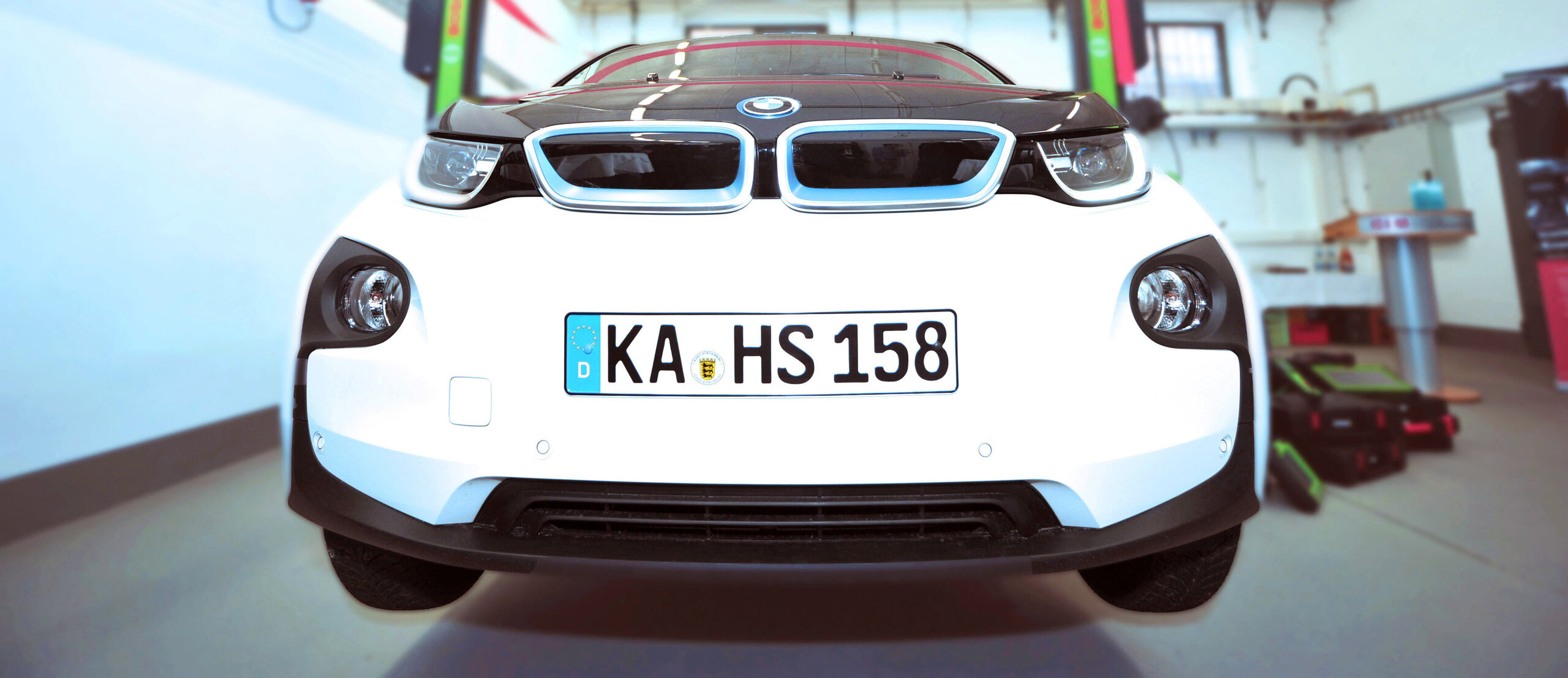 BMW i3 in the workshop, photo: © HKA / John Christ