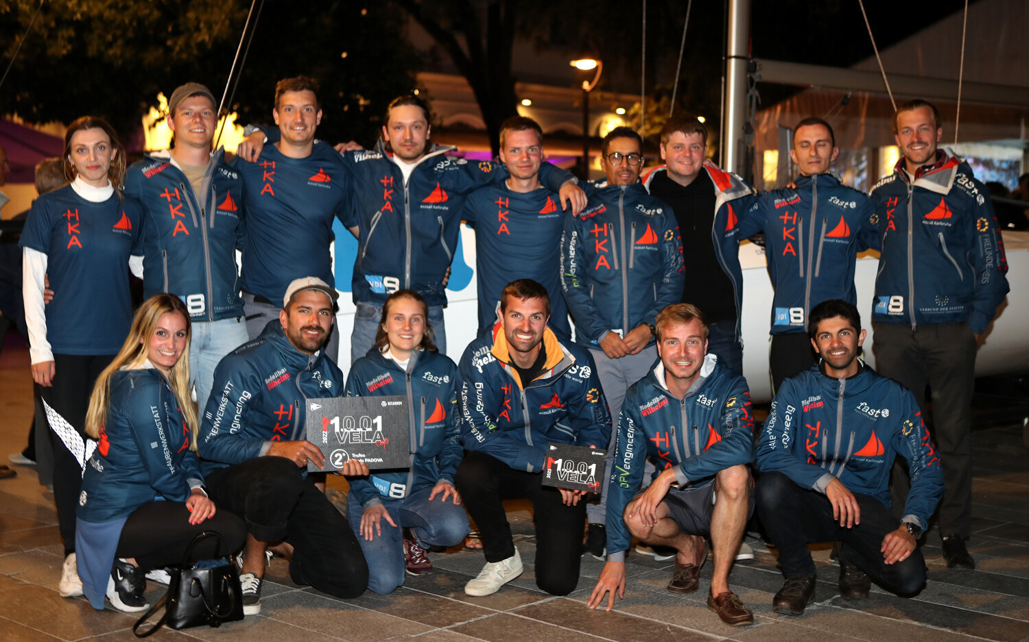 Das Team der HKA „KM-Packaging Sailing“ Das Team der HKA „KM-Packaging Sailing“