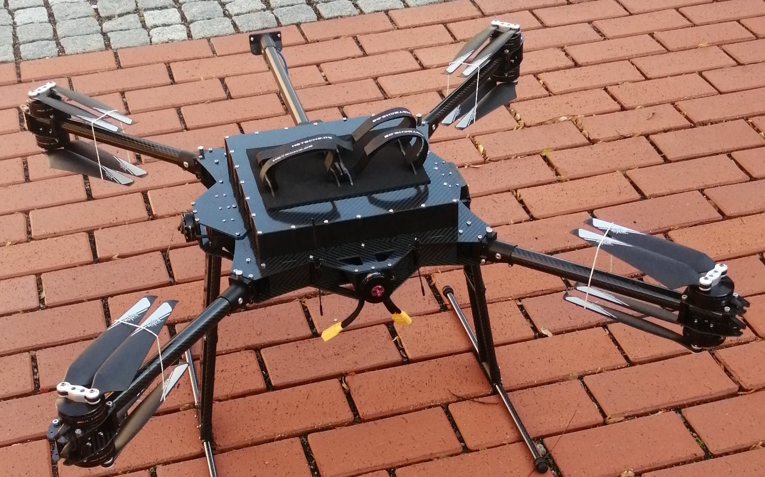 Projekt MiteSens: UAS System Projekt MiteSens: UAS System