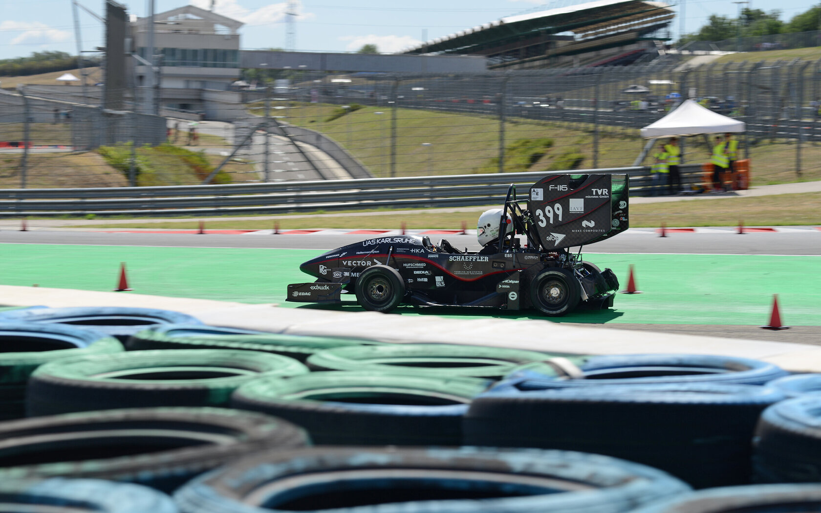 Formula Student Ungarn Rennwagen der HKA in Action