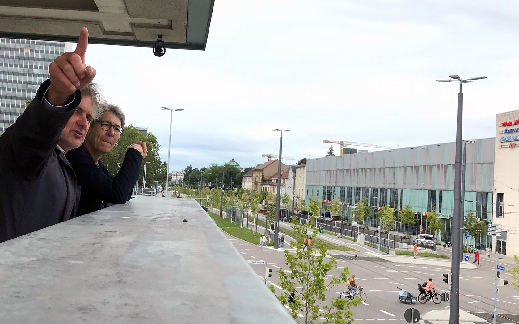 Ost-West-Verbindung für den Radverkehr in Karlsruhe Ost-West-Verbindung für den Radverkehr in Karlsruhe